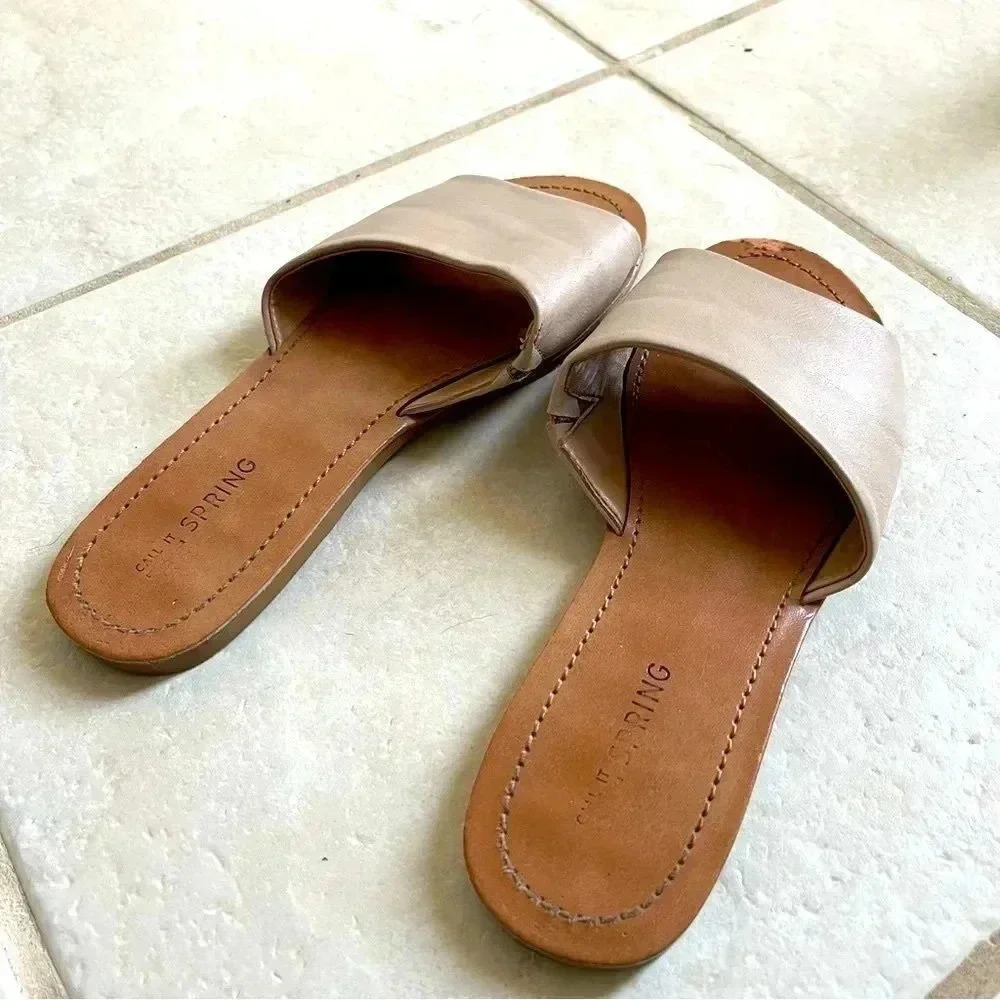 ⭐️3/$15 Call it  Spring slides - Picture 5 of 8